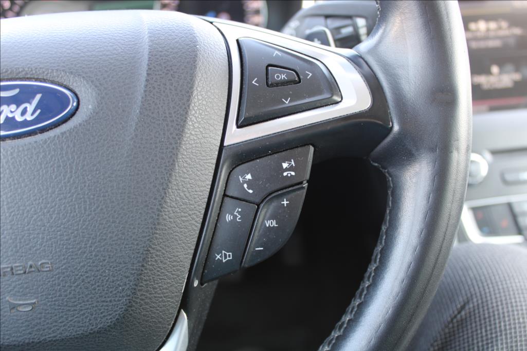 2016 – Ford Mondeo – 2,0 TDCi  TITANIUM,AUTOMAT,ČR