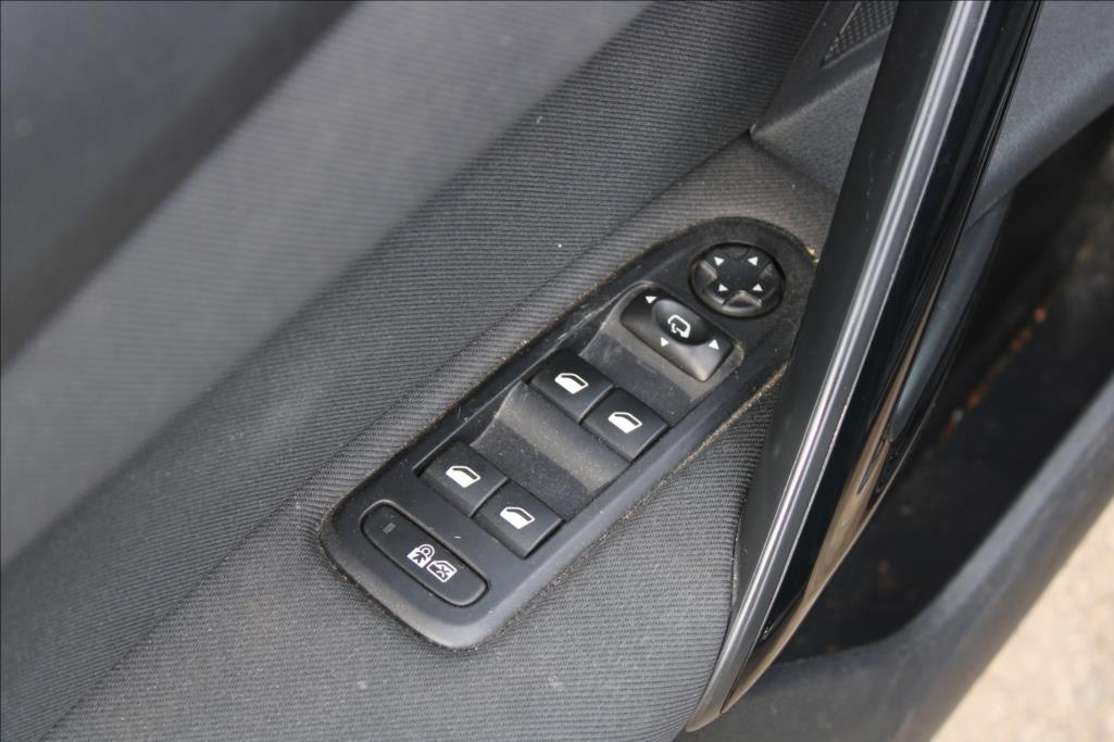 2015 – Peugeot 508 – 2,0 HDi  AUTOMAT,DIG.KLIMA,DPH