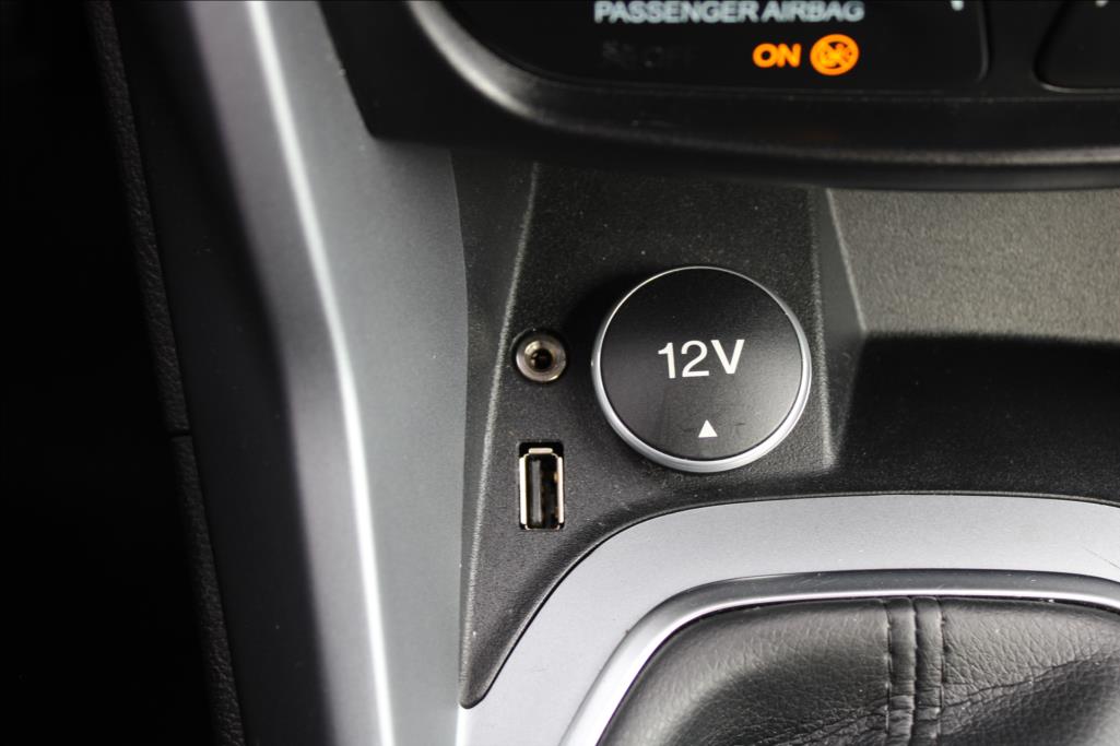 2015 – Ford B-MAX – 1,0 EcoBoost  SERVISKA, KLIMA