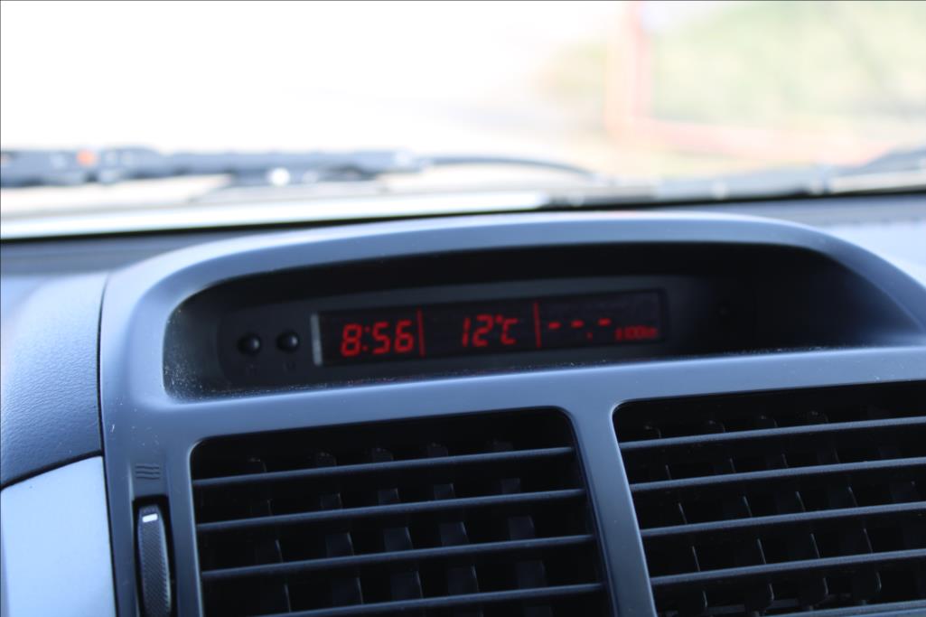 2006 – Suzuki Grand Vitara – 2,0 i + LPG  LPG,4 x 4,TAŽNÉ