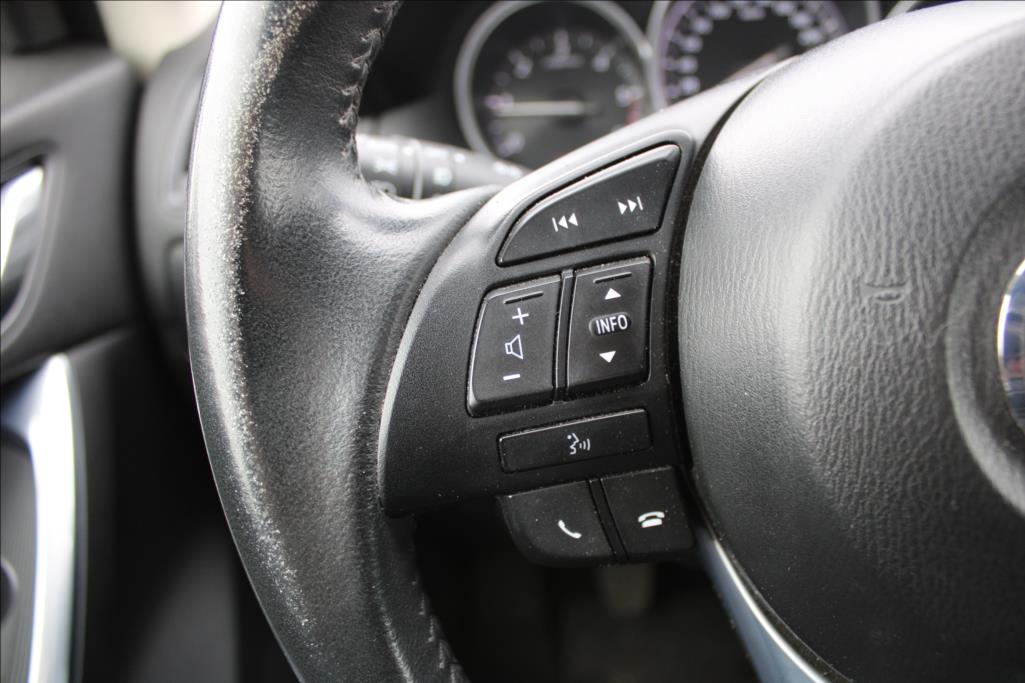 2014 – Mazda CX-5 – 2,2 D Skyactiv  NAVI,XENONY,ČR