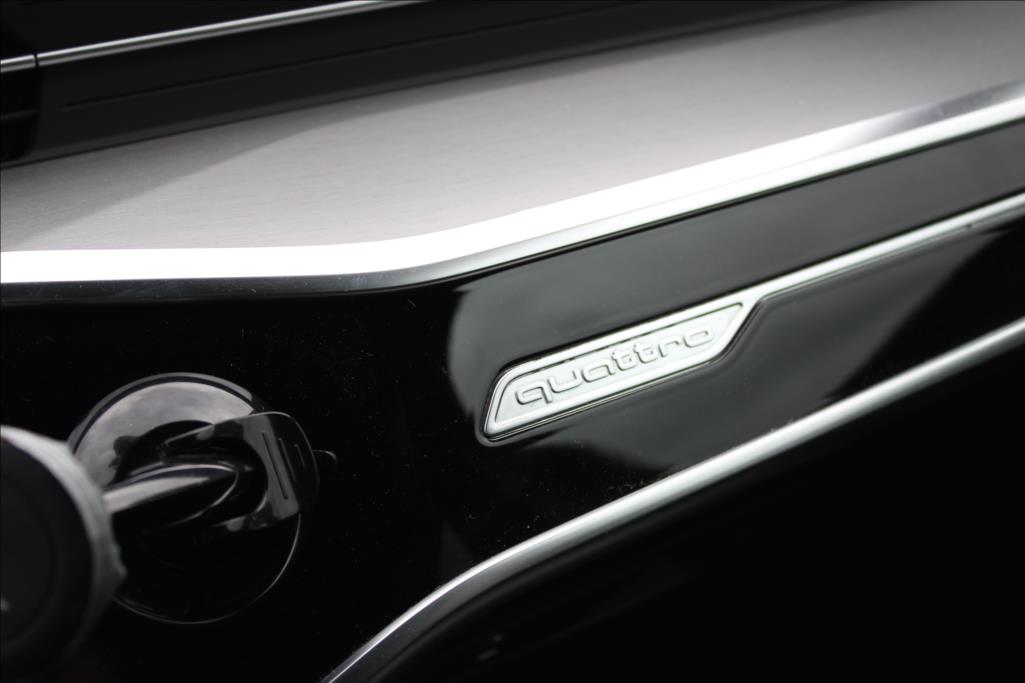 2019 – Audi A6 – 3,0 50TDi  S-LINE, TOP, DPH