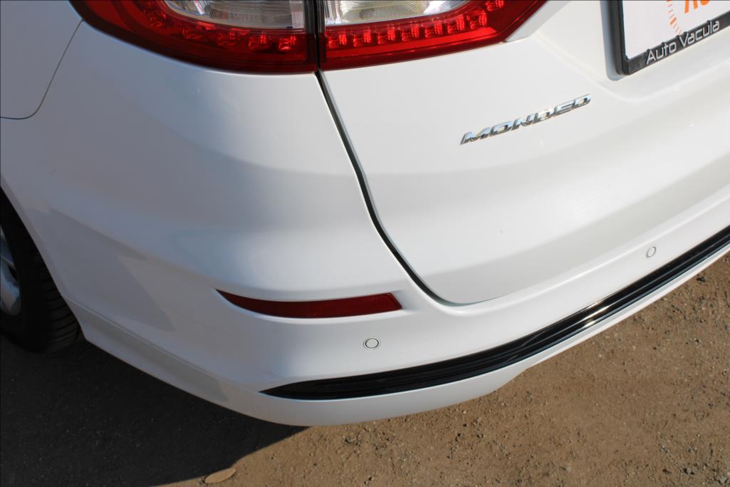 2016 – Ford Mondeo – 2,0 TDCi  TITANIUM,AUTOMAT,ČR