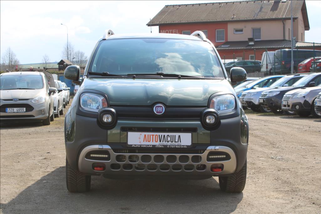 2017 – Fiat Panda – 1,3 D  CROSS, VELKÝ SERVIS