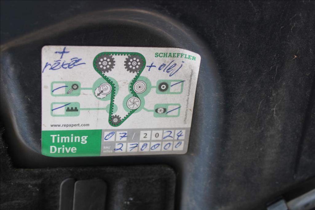 2012 – Ford S-MAX – 2,0 TDCi  SERVISKA, AUTOMAT