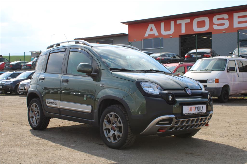 2017 – Fiat Panda – 1,3 D  CROSS, VELKÝ SERVIS