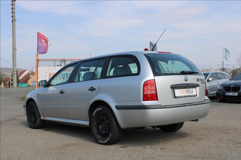 2001 – Škoda Octavia – 1,6 i  STK 8/2026