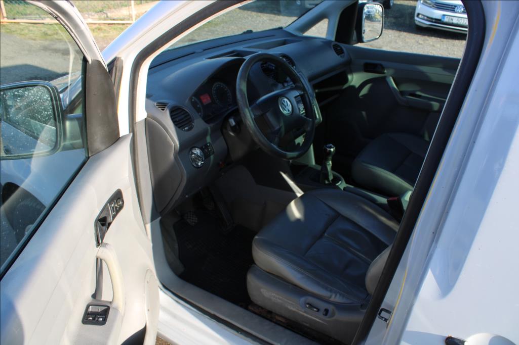 2004 – Volkswagen Caddy – 2,0 SDi  STK 12/2027,