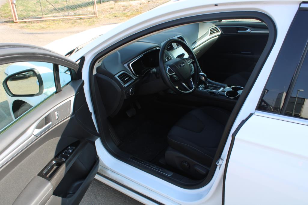2016 – Ford Mondeo – 2,0 TDCi  TITANIUM,AUTOMAT,ČR