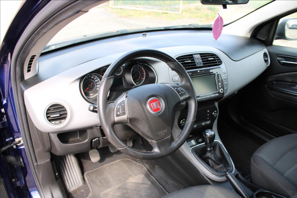 2010 – Fiat Bravo – 1,4 i  XENONY, DIG.KLIMA