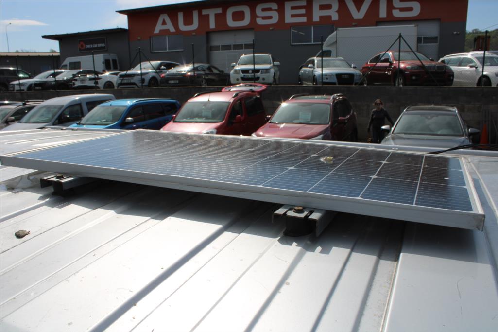 2007 – Nissan Primastar – 1,9 DCi  9 – MÍST, NEZ.TOPENÍ