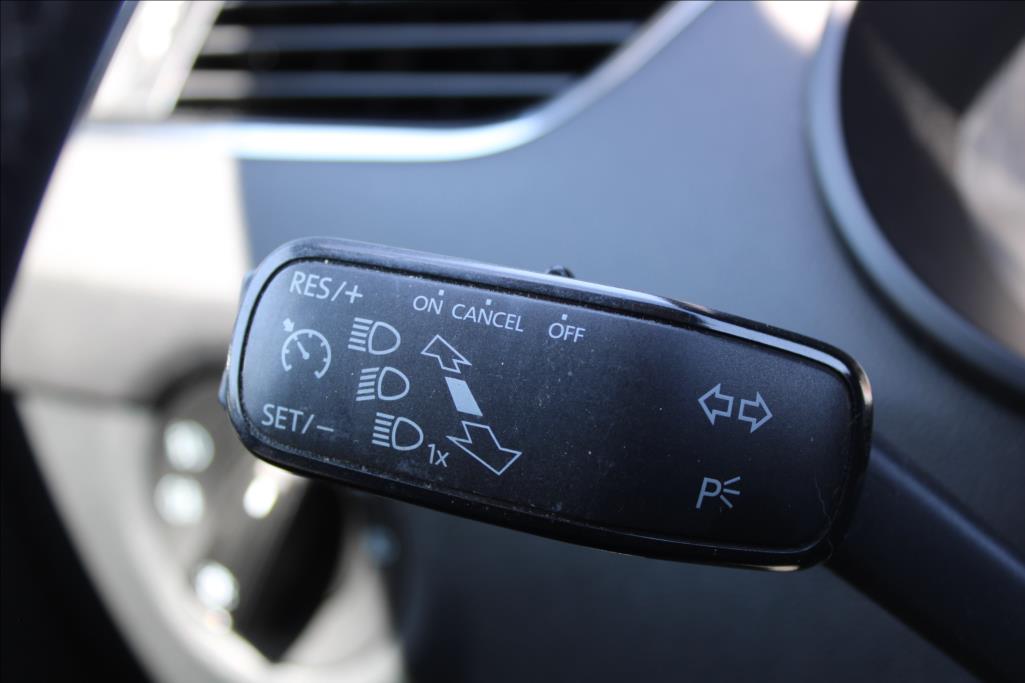 2015 – Škoda Octavia – 1,4 TSi  EDITTION, XENONY