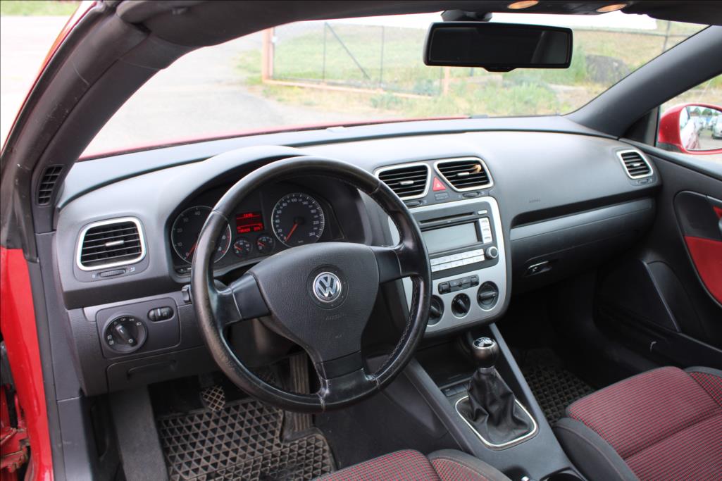2006 – Volkswagen EOS – 2,0 FSi  KLIMA, XENONY