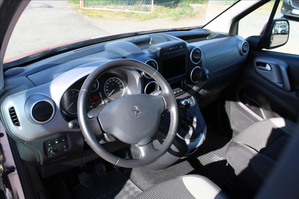 2017 – Peugeot Partner Tepee – 1,6 HDi  1.maj.,ČR,STK 9/2027