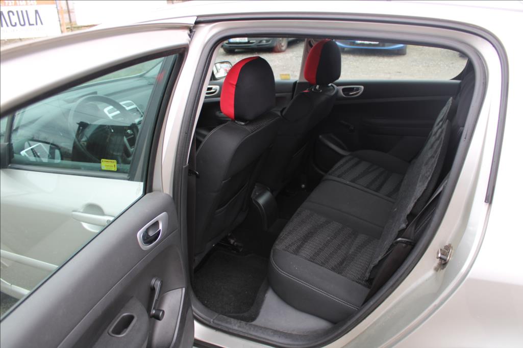 2008 – Peugeot 307 – 1,6 HDi  1.maj., ČR, serviska