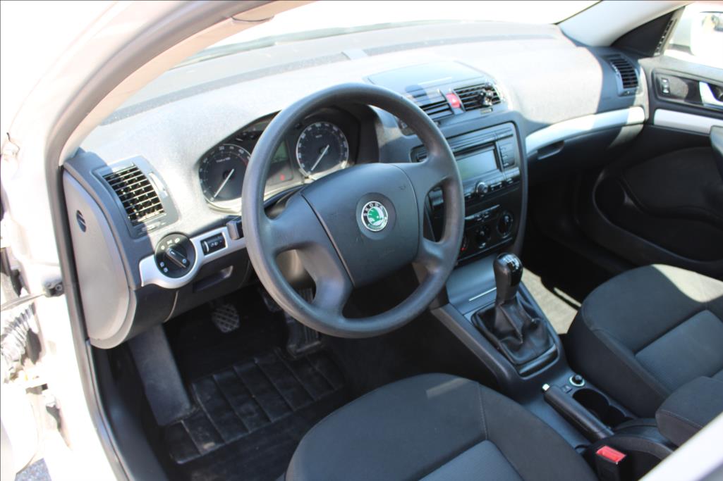 2006 – Škoda Octavia – 2,0 TDi  KLIMA, STK 1/2027