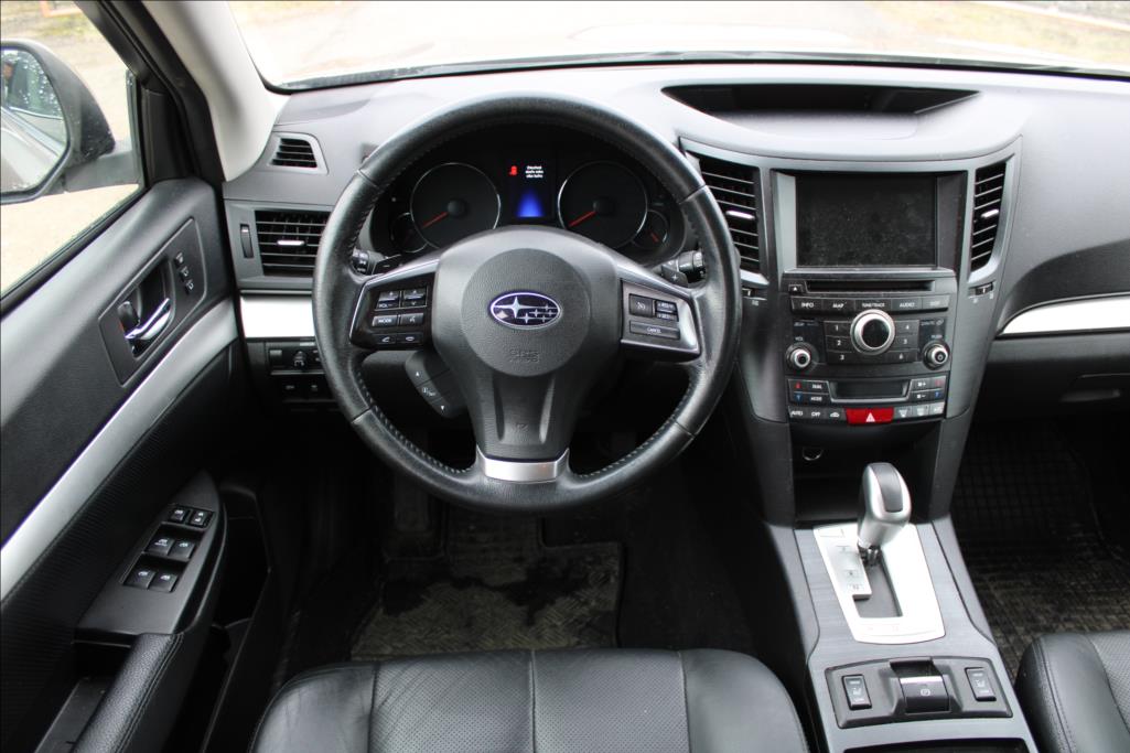 2015 – Subaru Outback – 2,0 D  4 x 4, ČR, SERVISKA