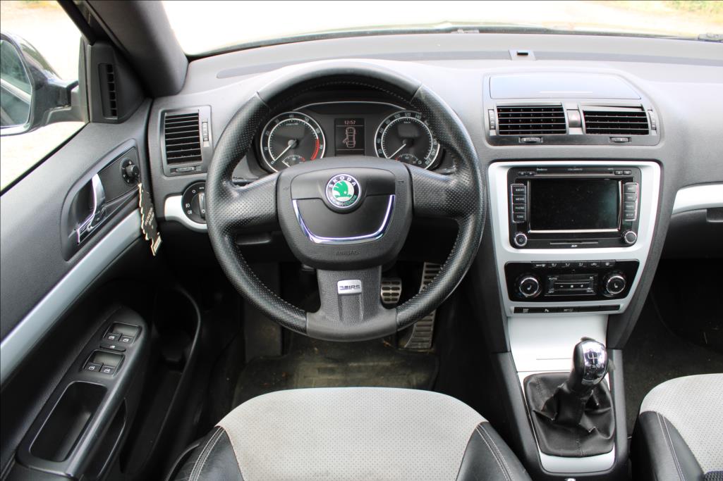2009 – Škoda Octavia – 2,0 FSi  DIG.KLIMA, RS