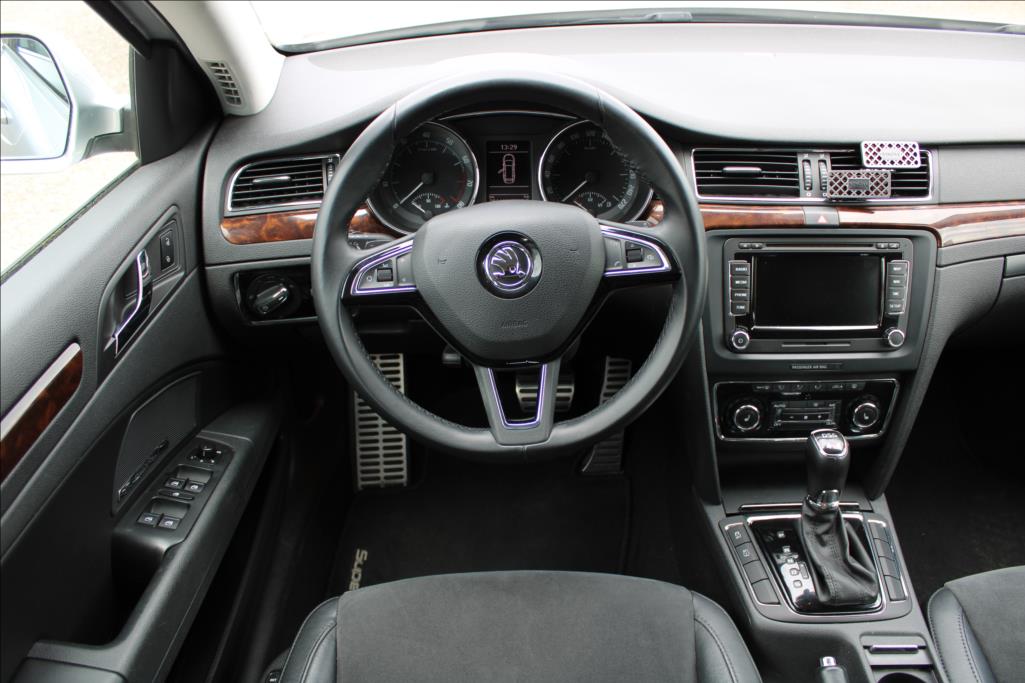 2014 – Škoda Superb – 3,6 FSi  4 x 4, DSG, 191KW