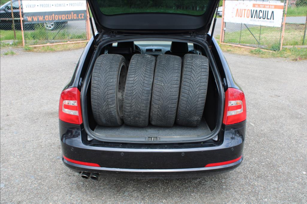 2009 – Škoda Octavia – 2,0 FSi  DIG.KLIMA, RS