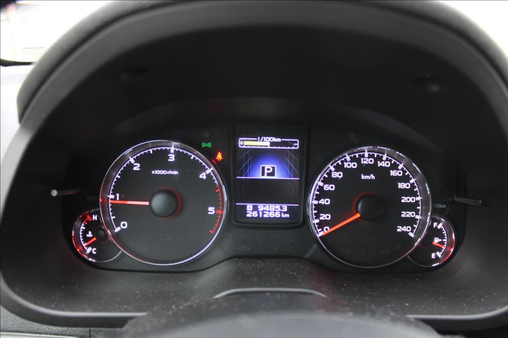 2015 – Subaru Outback – 2,0 D  4 x 4, ČR, SERVISKA