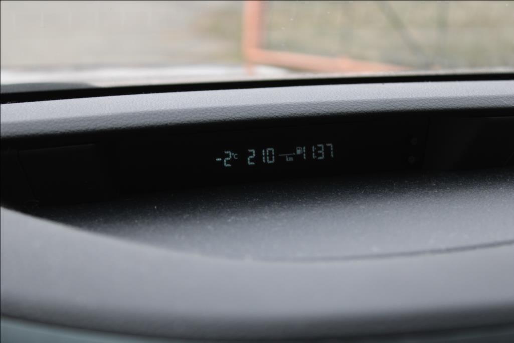 2015 – Subaru Outback – 2,0 D  4 x 4, ČR, SERVISKA
