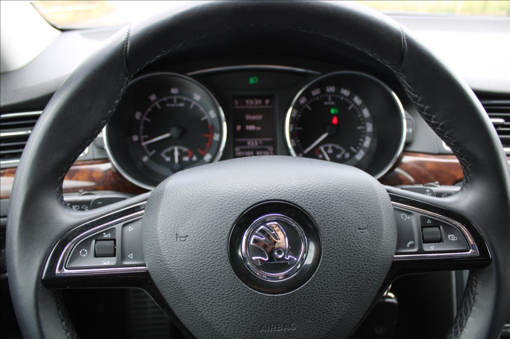 2014 – Škoda Superb – 3,6 FSi  4 x 4, DSG, 191KW