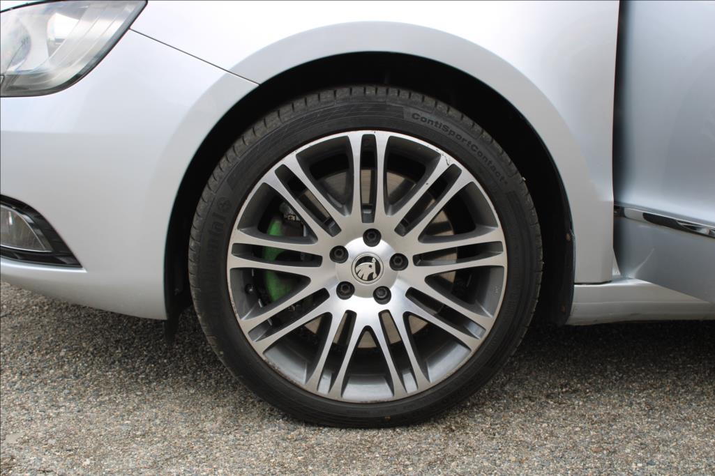 2014 – Škoda Superb – 3,6 FSi  4 x 4, DSG, 191KW