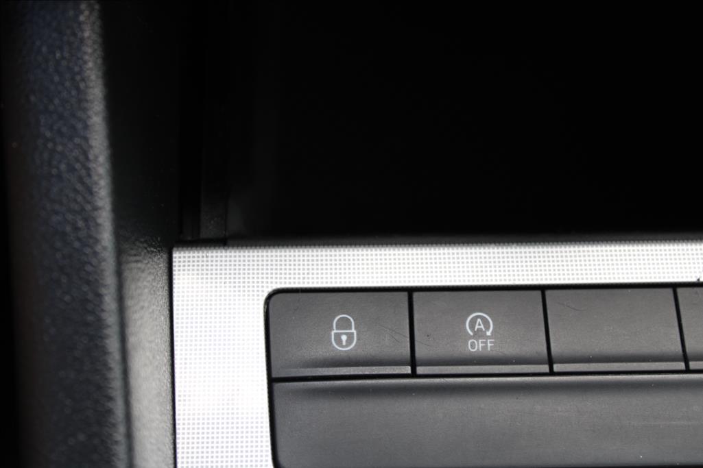 2016 – Škoda Octavia – 2,0 TDi  AMBITION, DIG. KLIMA