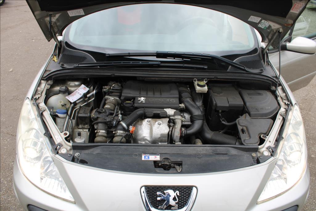 2008 – Peugeot 307 – 1,6 HDi  1.maj., ČR, serviska