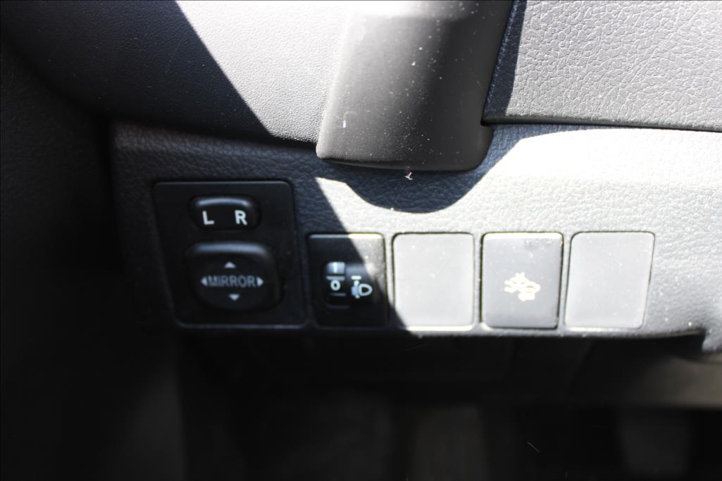 2017 – Toyota Corolla – 1,6 Valvematic  AAC,KAMERA,NAVI