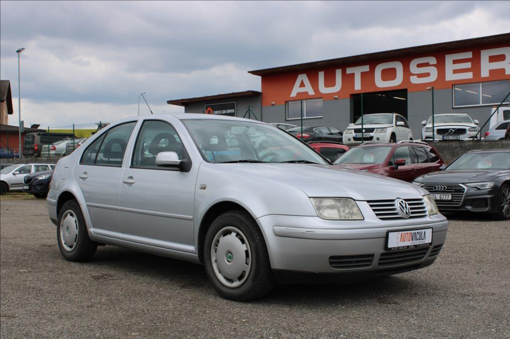 2000 – Volkswagen Bora – 1,6 i  KLIMA, STK 7/2027