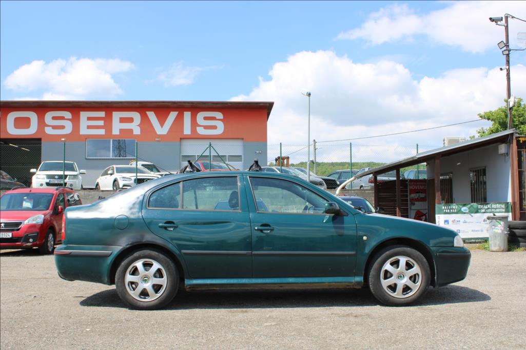 2000 – Škoda Octavia – 1,6 i  STK 3/2027, TAŽNÉ