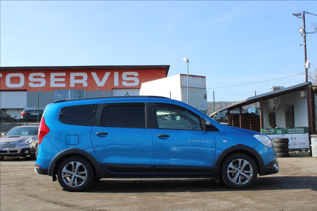 2016 – Dacia Lodgy – 1,2 TCe  7-MÍST, STEPWAY, ČR