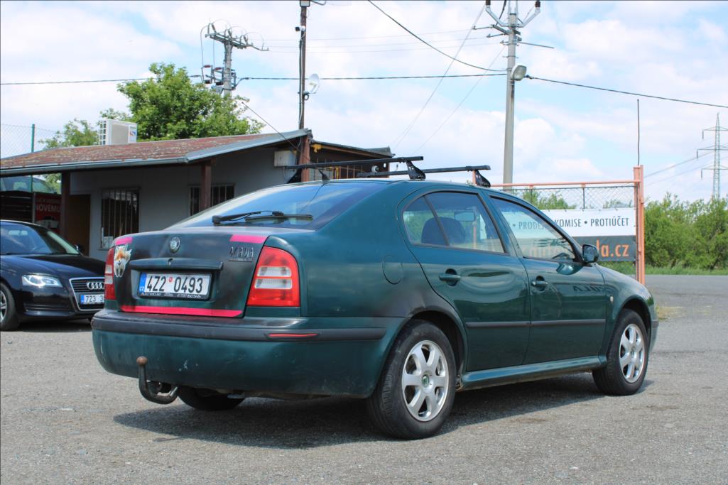 2000 – Škoda Octavia – 1,6 i  STK 3/2027, TAŽNÉ