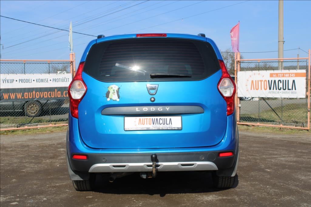 2016 – Dacia Lodgy – 1,2 TCe  7-MÍST, STEPWAY, ČR