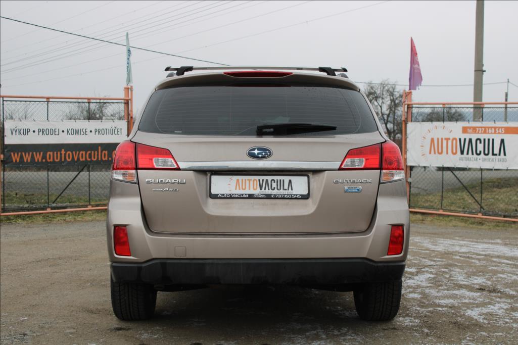 2015 – Subaru Outback – 2,0 D  4 x 4, ČR, SERVISKA