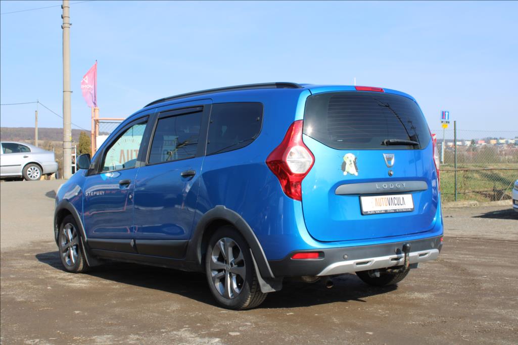 2016 – Dacia Lodgy – 1,2 TCe  7-MÍST, STEPWAY, ČR
