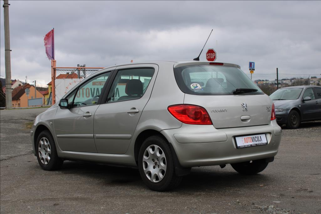 2008 – Peugeot 307 – 1,6 HDi  1.maj., ČR, serviska