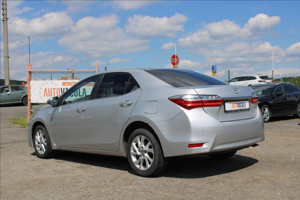 2017 – Toyota Corolla – 1,6 Valvematic  AAC,KAMERA,NAVI