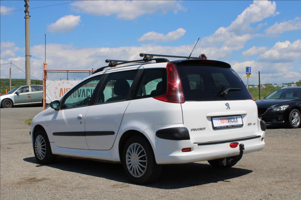 2003 – Peugeot 206 – 1,4 HDi  SW, TAŽNÉ, STK 5/2027