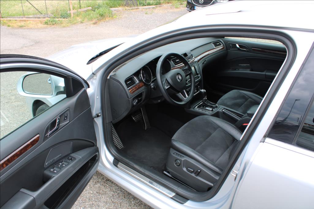 2014 – Škoda Superb – 3,6 FSi  4 x 4, DSG, 191KW