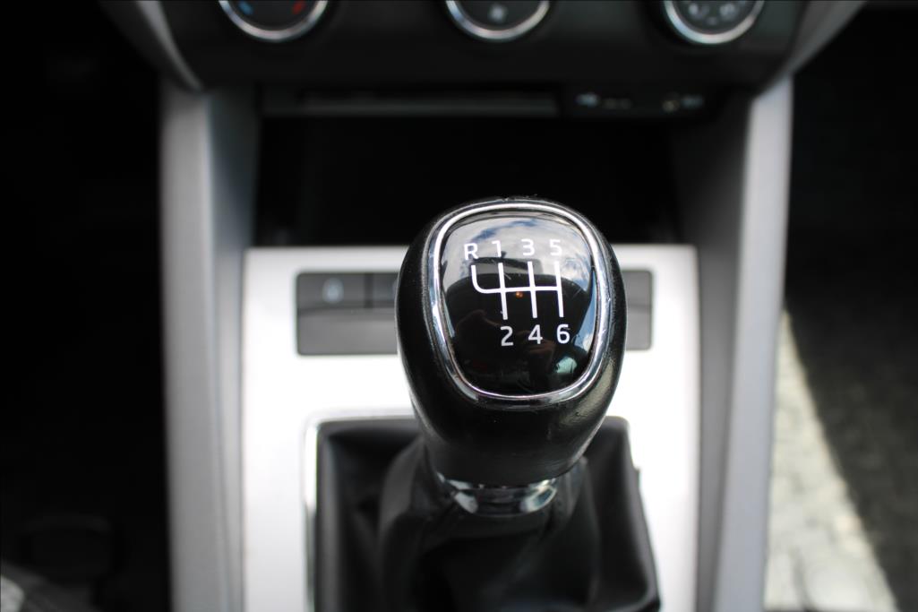 2016 – Škoda Octavia – 1,4 TSi  1.maj., ČR, CNG, TOP