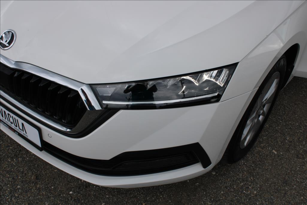 2022 – Škoda Octavia – 2,0 TDi  AMBITION, DPH, ČR