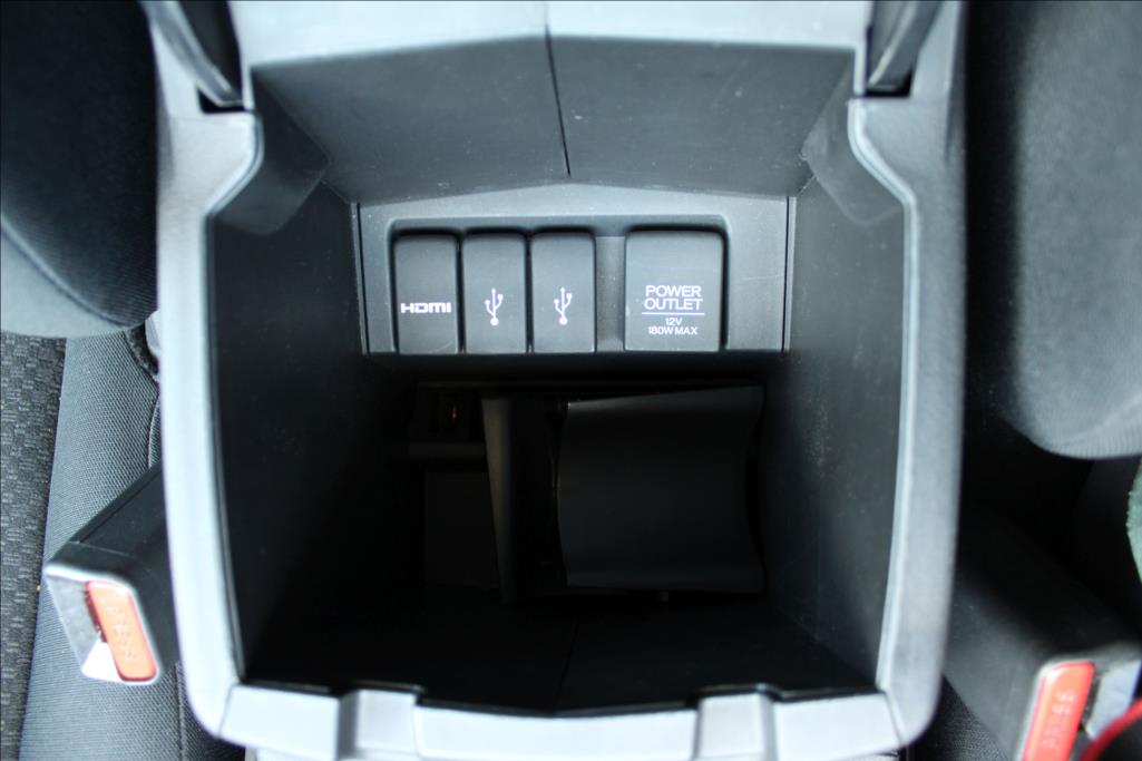 2017 – Honda CR-V – 2,0 i  4 x 4, NAV, DIG.KLIMA