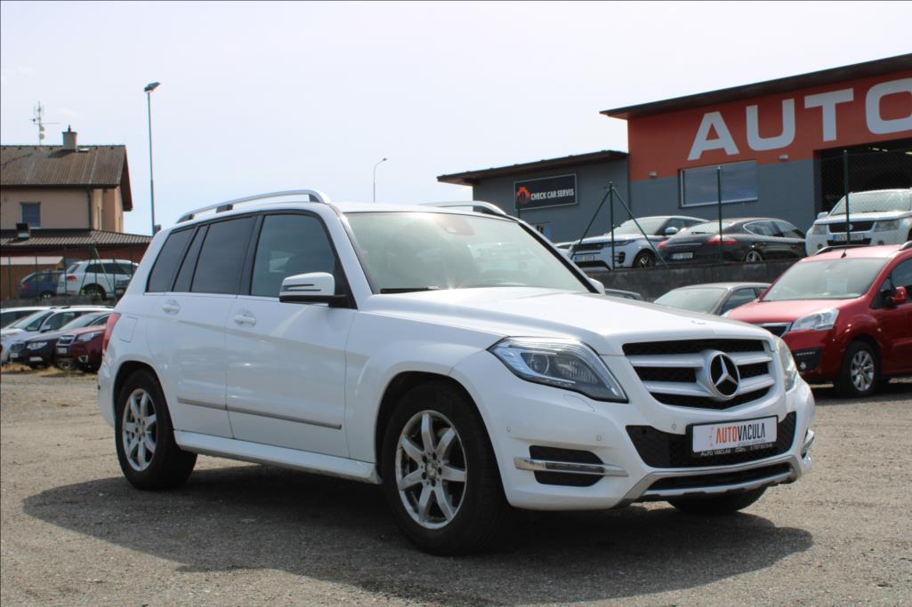 2015 – Mercedes-Benz GLK – 2,1 CDi  XENONY, 4 x 4, TAŽNÉ