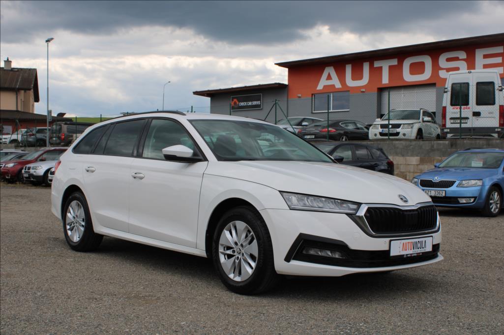 2022 – Škoda Octavia – 2,0 TDi  AMBITION, DPH, ČR