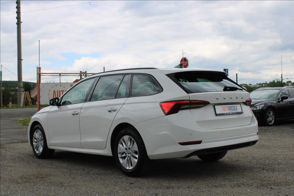2022 – Škoda Octavia – 2,0 TDi  AMBITION, DPH, ČR