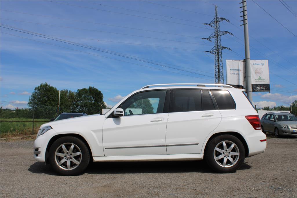 2015 – Mercedes-Benz GLK – 2,1 CDi  XENONY, 4 x 4, TAŽNÉ