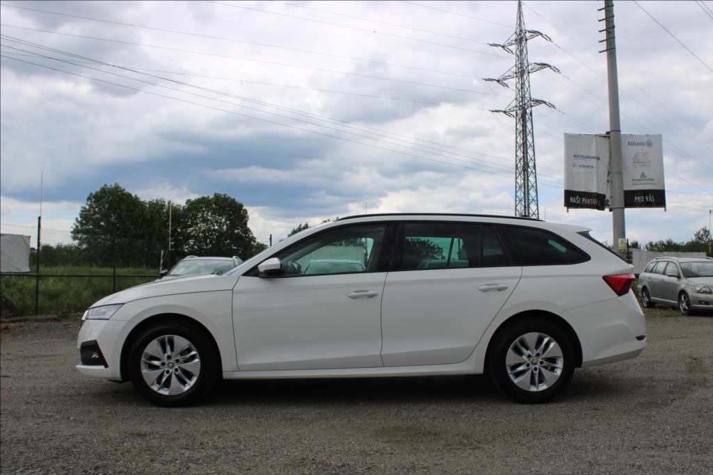 2022 – Škoda Octavia – 2,0 TDi  AMBITION, DPH, ČR